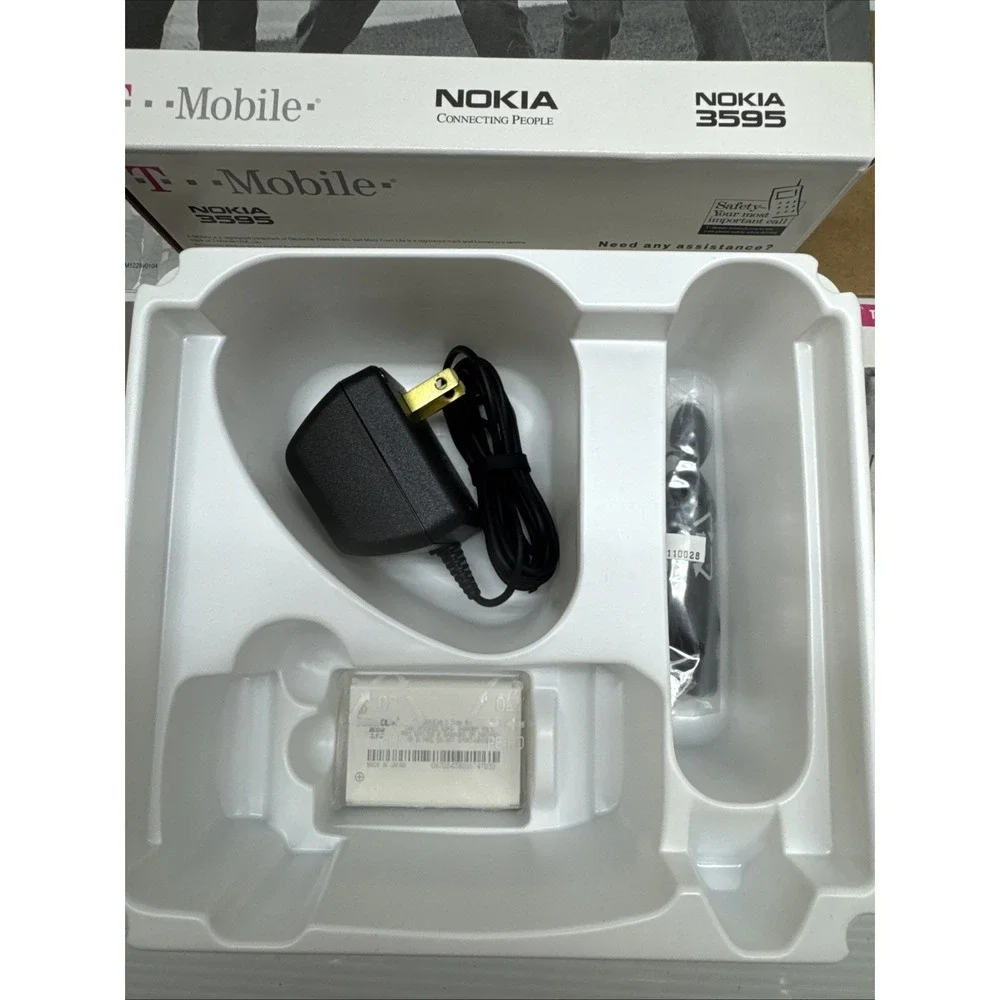 Nokia 3595 Vintage Cell Phone New Open Box Factory Sealed Complete Kit Charger